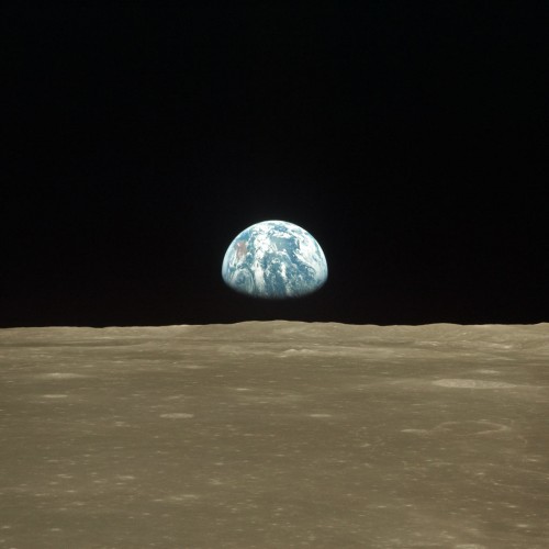Planet Earth Above the Horizon of Earth’s Moon Ipad wallpaper