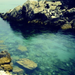 jenschapter3 - crystal clear water in portugal ipad wallpaper