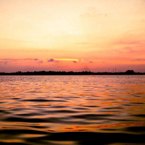 Dusk at the Beach by Jorge Quinteros Ipad wallpaper