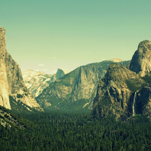 Tunnel View by Kathryn Ipad wallpaper