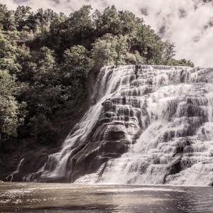 ryan mcguire - waterfall ipad wallpaper